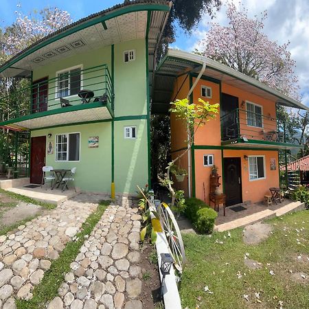Hostal La India Dormida エル・バジェ・デ・アントン エクステリア 写真