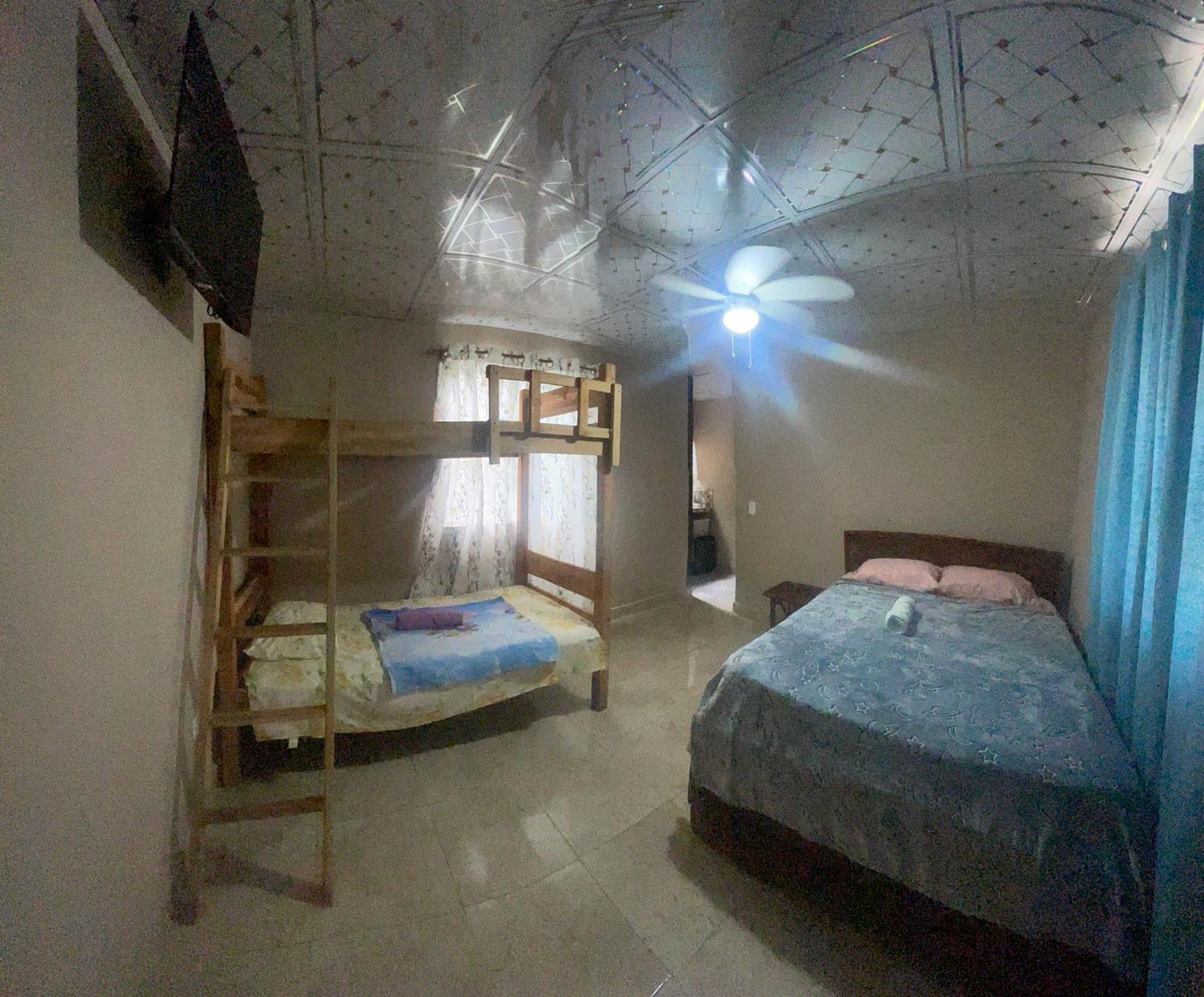 Hostal La India Dormida エル・バジェ・デ・アントン エクステリア 写真